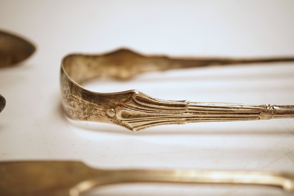 A small quantity of assorted 18th and later silver flatware, including two George III Old English pattern table spoons 11.6oz.